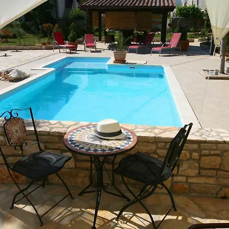Villa Flores *