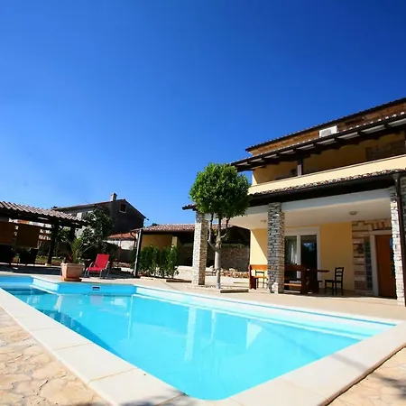 Villa Flores *
